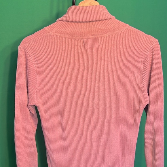 Urban M/S Lilac Turtleneck Stretchy Long Sleeve Plain Design - Picture 7 of 7